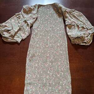 Petal & Pup Leia Long Sleeve Midi Bodycon Square Neck Olive Dress